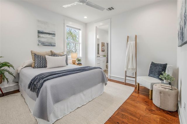 206 Tarrow, College Station, TX 77840