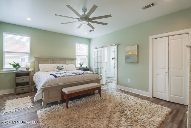 139 Sarahs Lane, Waveland, MS 39576