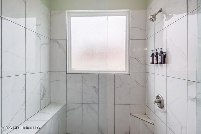 139 Sarahs Lane, Waveland, MS 39576