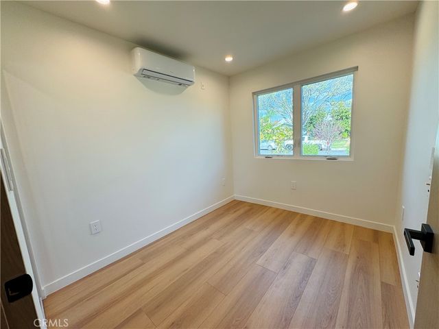 8513 Remmet, Canoga Park, CA 91304