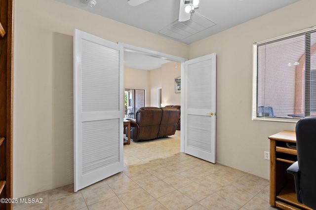 1348 W Cactus Moon Place, Tucson, AZ 85737