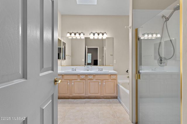 1348 W Cactus Moon Place, Tucson, AZ 85737