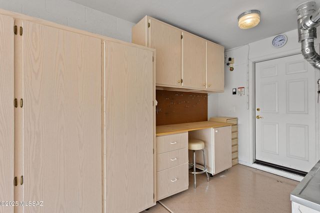 1348 W Cactus Moon Place, Tucson, AZ 85737