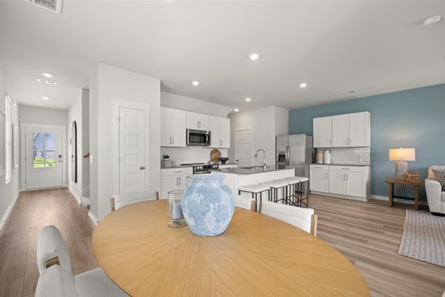 1682 Manuka Lane, Columbia, TN 38401