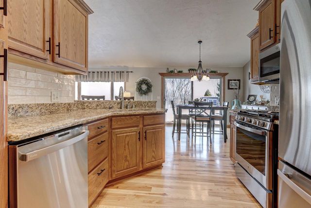 W6860 SUNNYVALE LANE, Greenville, WI 54942