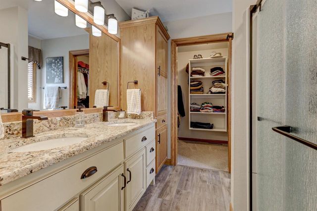 W6860 SUNNYVALE LANE, Greenville, WI 54942