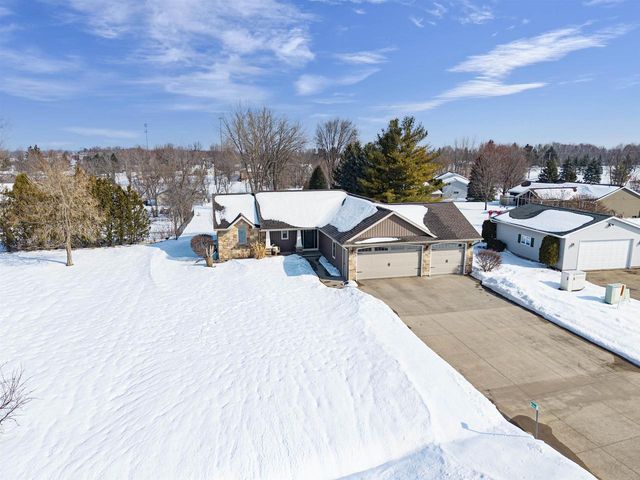 W6860 SUNNYVALE LANE, Greenville, WI 54942