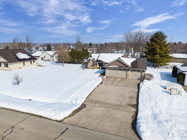 W6860 SUNNYVALE LANE, Greenville, WI 54942