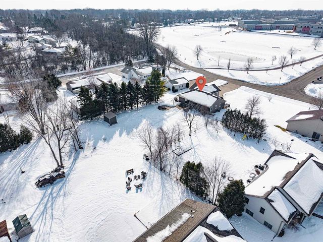 W6860 SUNNYVALE LANE, Greenville, WI 54942