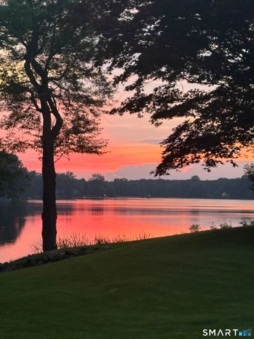 485 Deepwood Drive, Lebanon, CT 06249