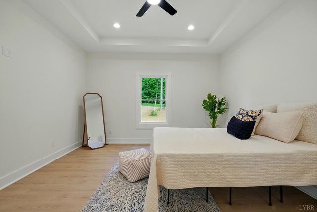 3494 Double Bridges Rd, Spout Spring, VA 24593