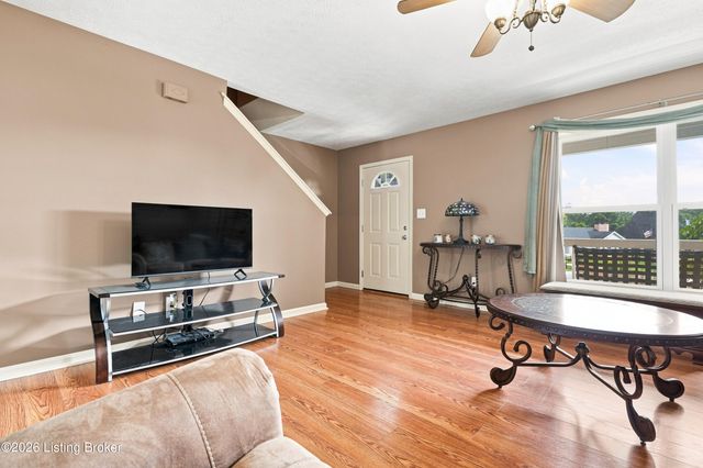 11817 Reality Trail, Louisville, KY 40229