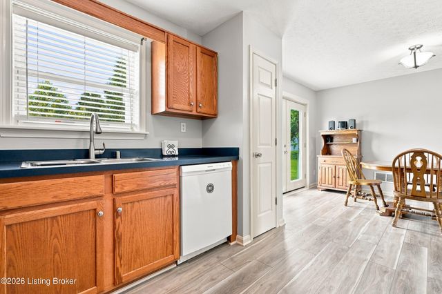 11817 Reality Trail, Louisville, KY 40229