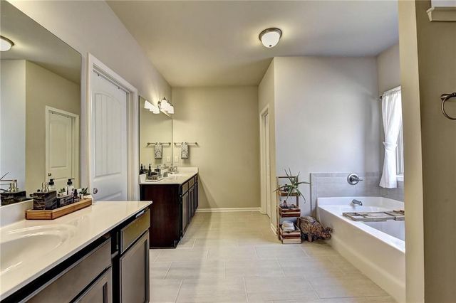 2245 Black Pebble Circle, Buford, GA 30519