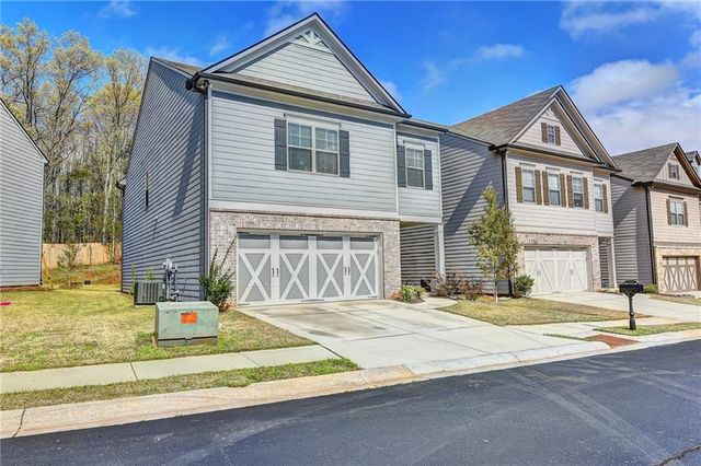 2245 Black Pebble Circle, Buford, GA 30519