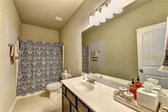 2245 Black Pebble Circle, Buford, GA 30519