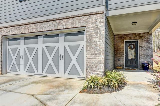 2245 Black Pebble Circle, Buford, GA 30519