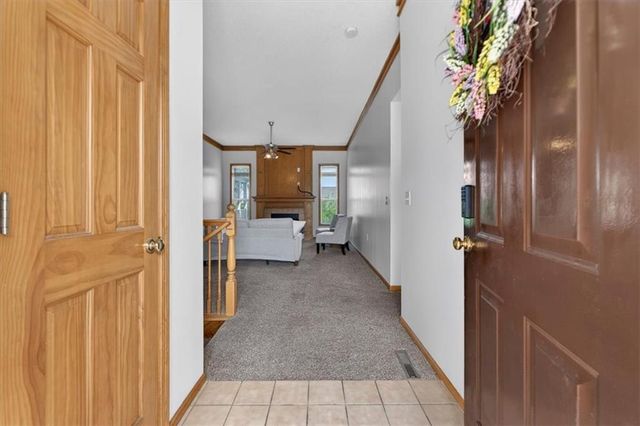 200 NE 6th Street, Blue Springs, MO 64014