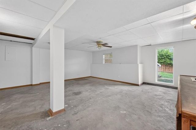 200 NE 6th Street, Blue Springs, MO 64014