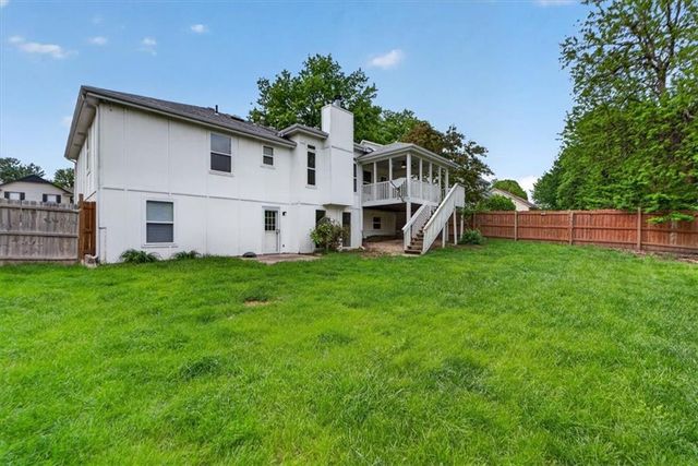 200 NE 6th Street, Blue Springs, MO 64014