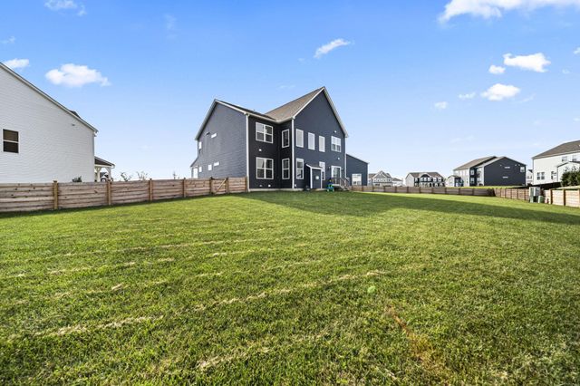 1585 Cromwill Loop, Delaware, OH 43015