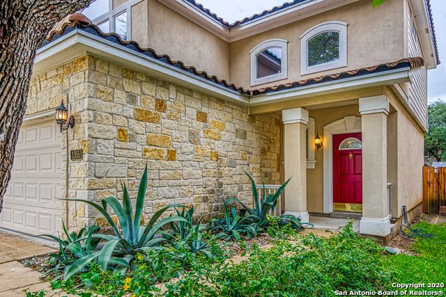 1355 Pinnacle Falls, San Antonio, TX 78260