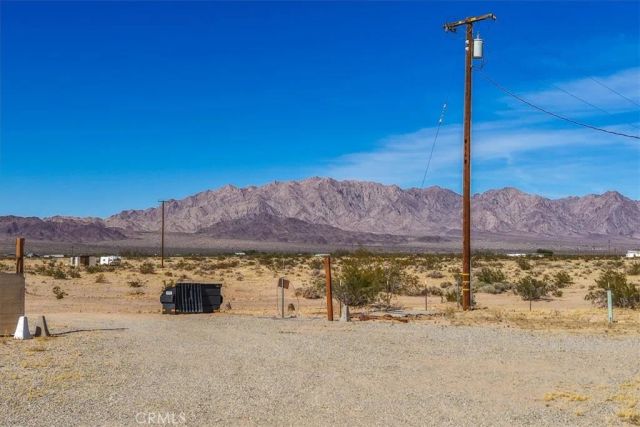5226 Henry Road, 29 Palms, CA 92277