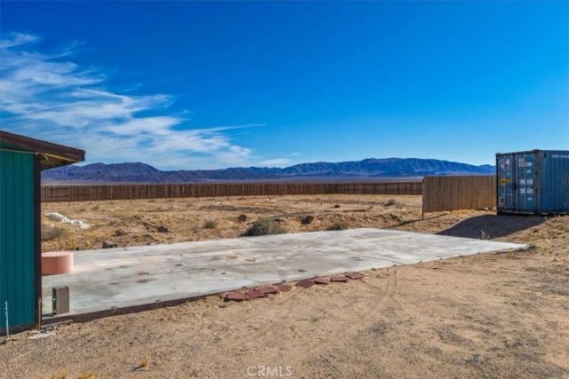 5226 Henry Road, 29 Palms, CA 92277