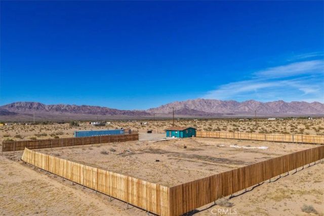 5226 Henry Road, 29 Palms, CA 92277