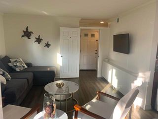 201 Sea Cliff Way, Oceanside, CA 92056