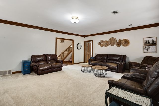 1741 WOOD OAK DR, Memphis, TN 38016