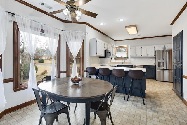 1741 WOOD OAK DR, Memphis, TN 38016