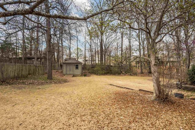 1741 WOOD OAK DR, Memphis, TN 38016