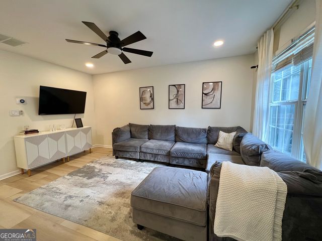 6729 Gallant Court SE 28, Mableton, GA 30126