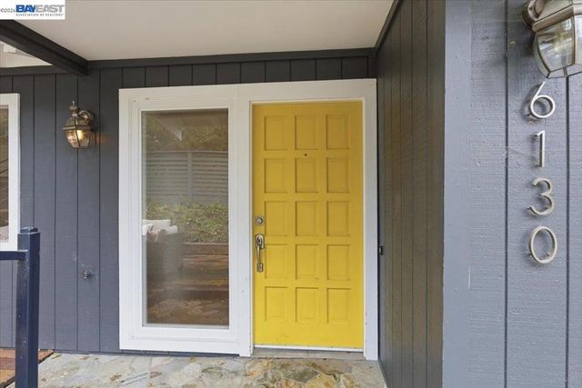 6130 6130 Harbord Dr, Oakland, CA 94611