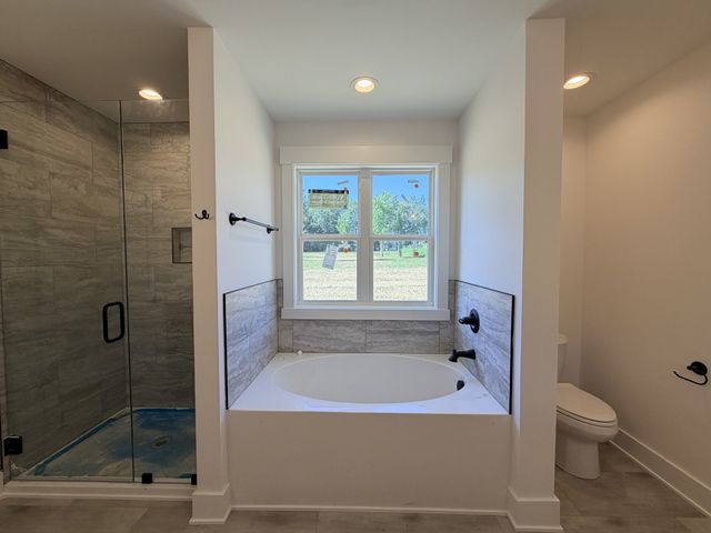 1305 Vickie Ln, Portland, TN 37148