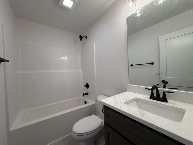 1305 Vickie Ln, Portland, TN 37148