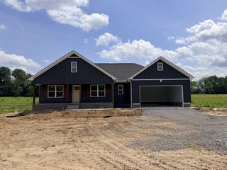1305 Vickie Ln, Portland, TN 37148