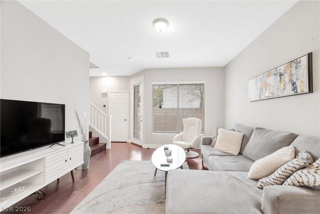 1542 Evening Spirit Avenue, Las Vegas, NV 89183
