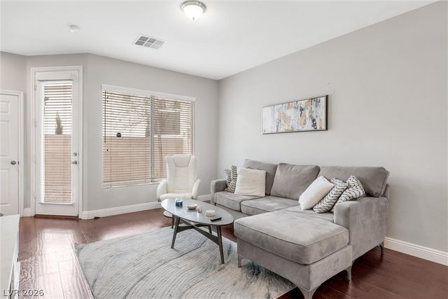 1542 Evening Spirit Avenue, Las Vegas, NV 89183