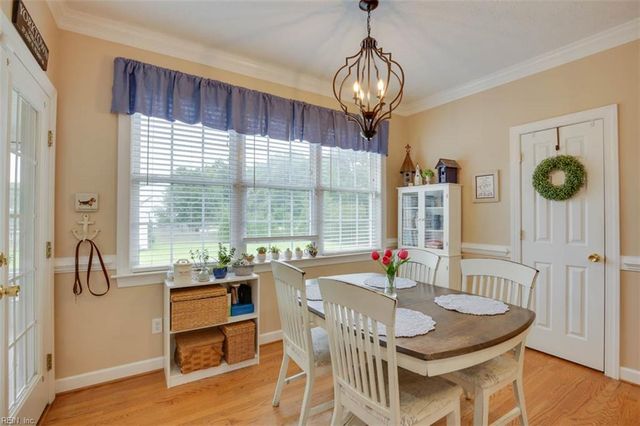 129 Bradley DR, Yorktown, VA 23692