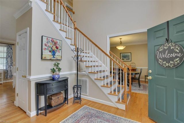 129 Bradley DR, Yorktown, VA 23692