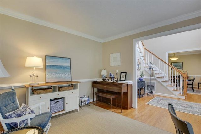 129 Bradley DR, Yorktown, VA 23692