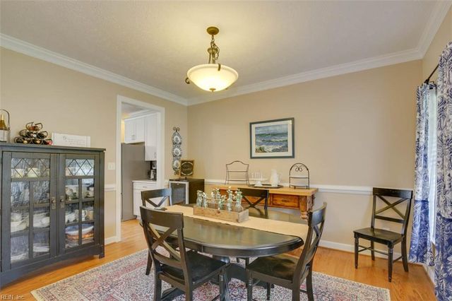 129 Bradley DR, Yorktown, VA 23692