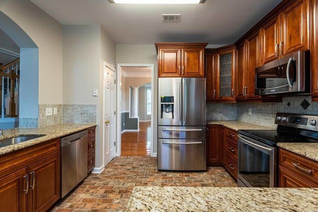 225 Heritage Lake Drive, Fayetteville, GA 30214