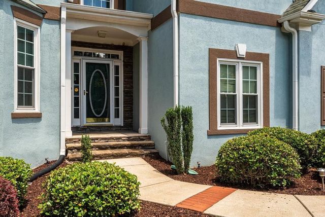 225 Heritage Lake Drive, Fayetteville, GA 30214