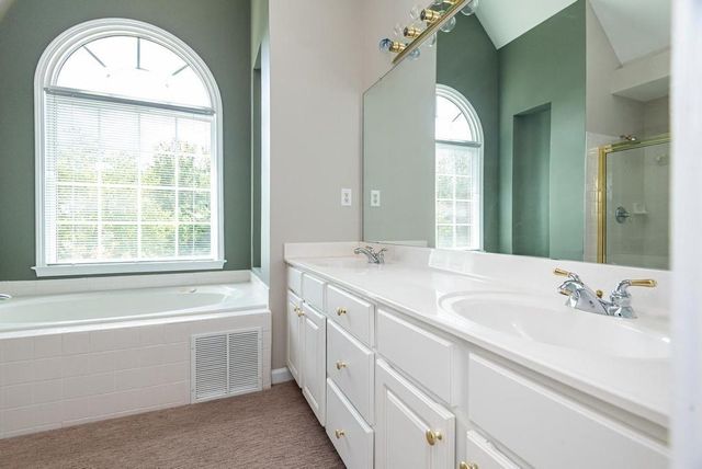 225 Heritage Lake Drive, Fayetteville, GA 30214