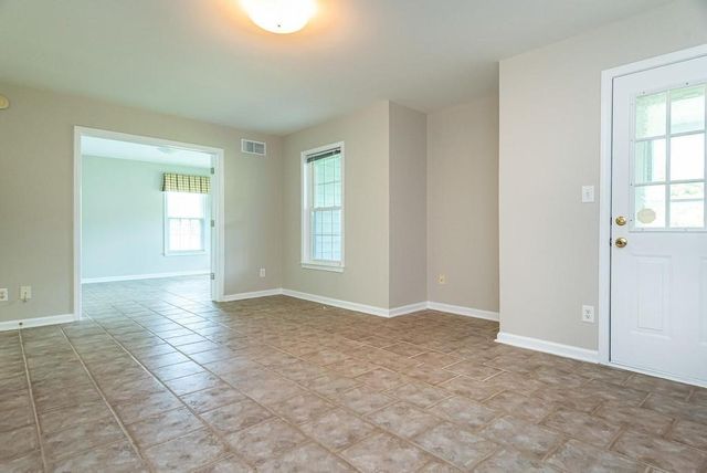 225 Heritage Lake Drive, Fayetteville, GA 30214