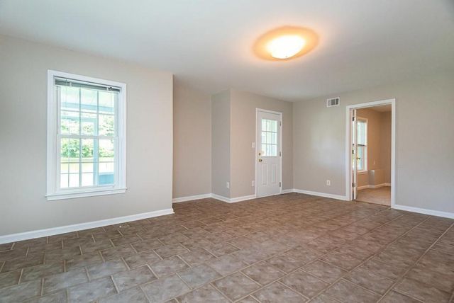 225 Heritage Lake Drive, Fayetteville, GA 30214