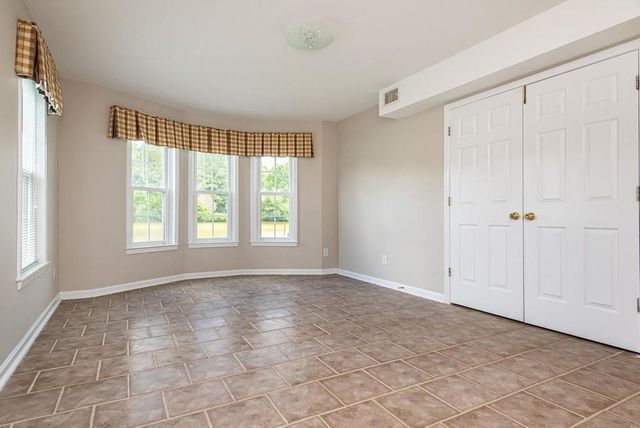 225 Heritage Lake Drive, Fayetteville, GA 30214